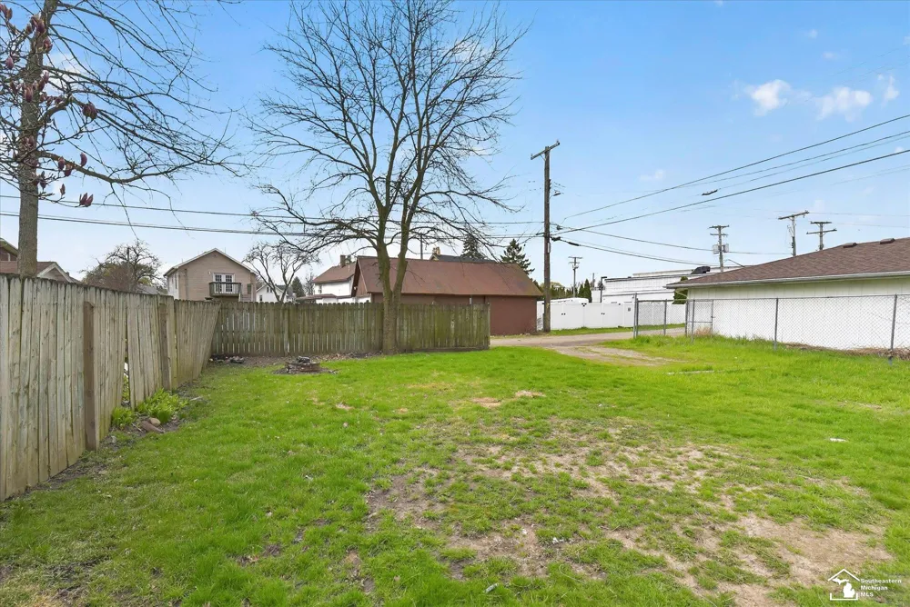 729 Obrien Street Monroe City, MI 48161