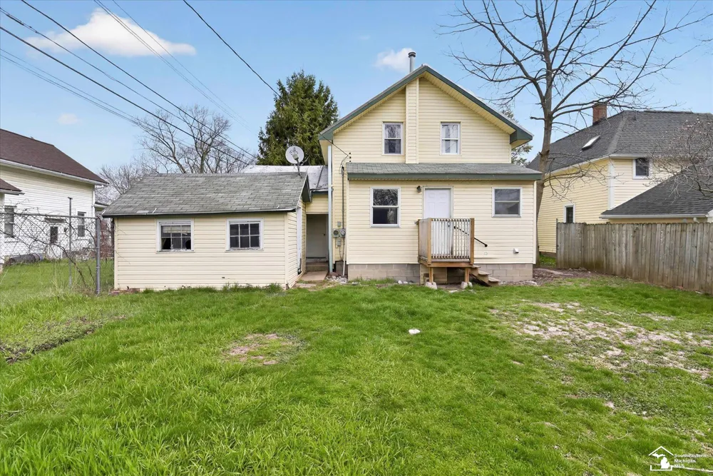 729 Obrien Street Monroe City, MI 48161