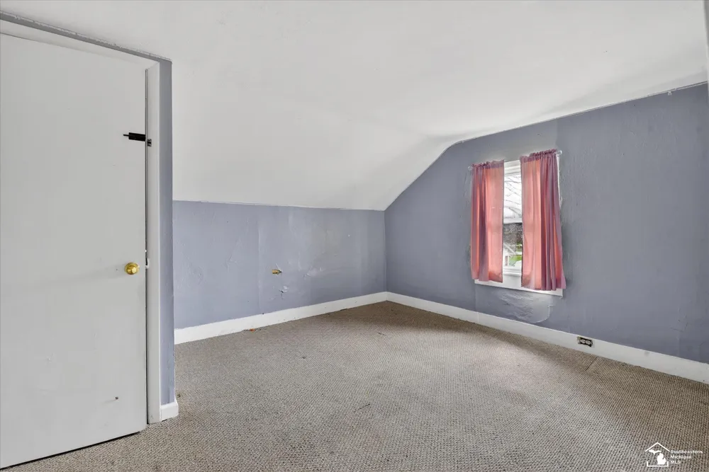 729 Obrien Street Monroe City, MI 48161