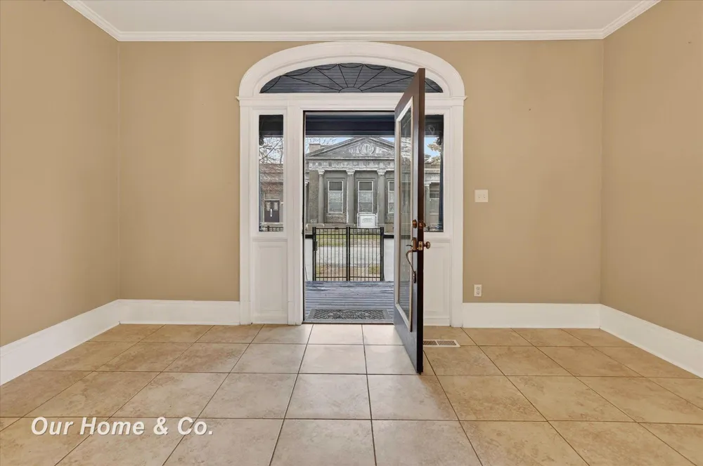 700 Van Buren Street Bay City City, MI 48708