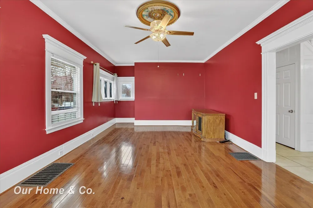 700 Van Buren Street Bay City City, MI 48708