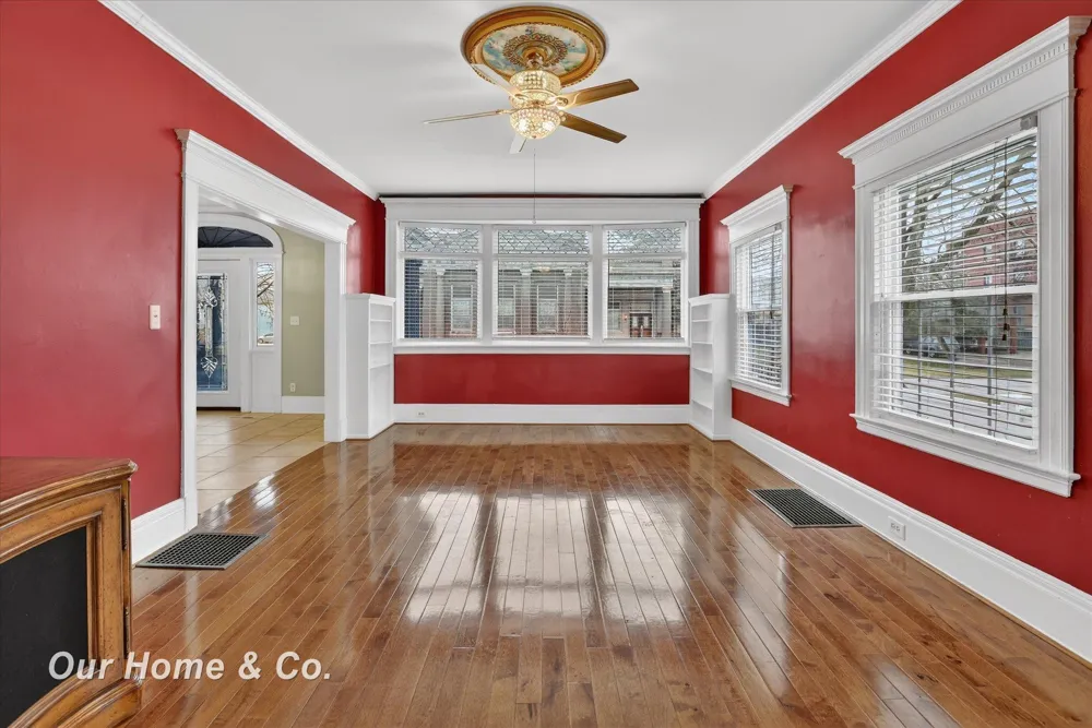 700 Van Buren Street Bay City City, MI 48708