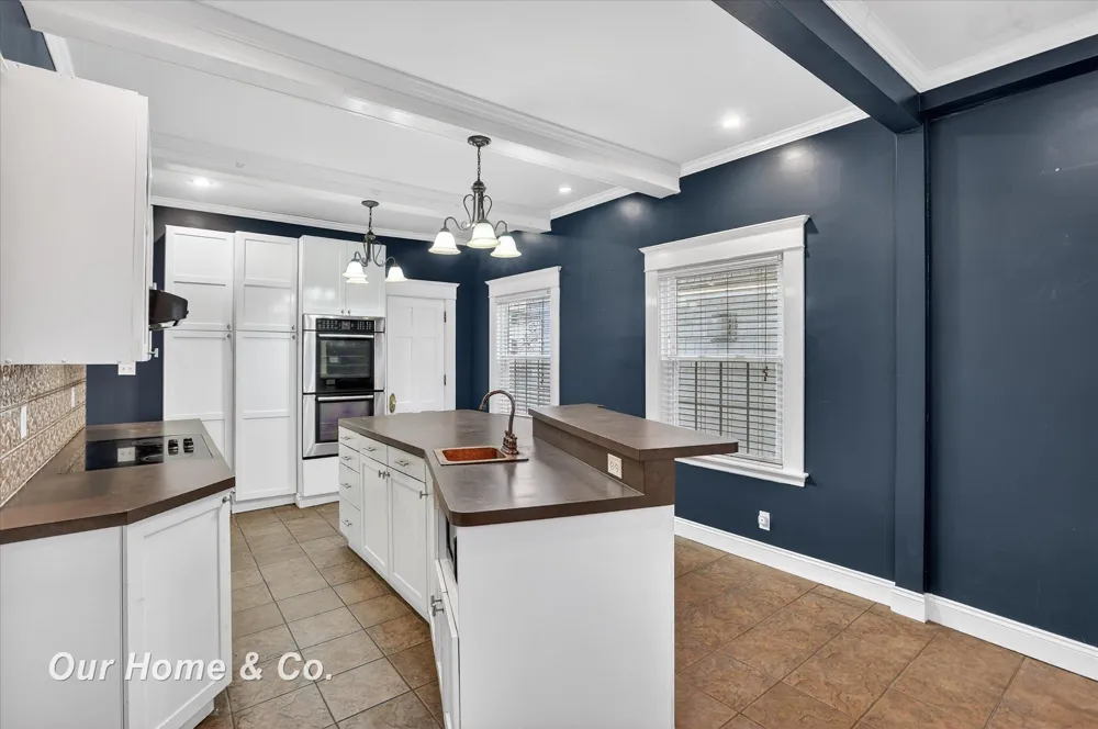 700 Van Buren Street Bay City City, MI 48708