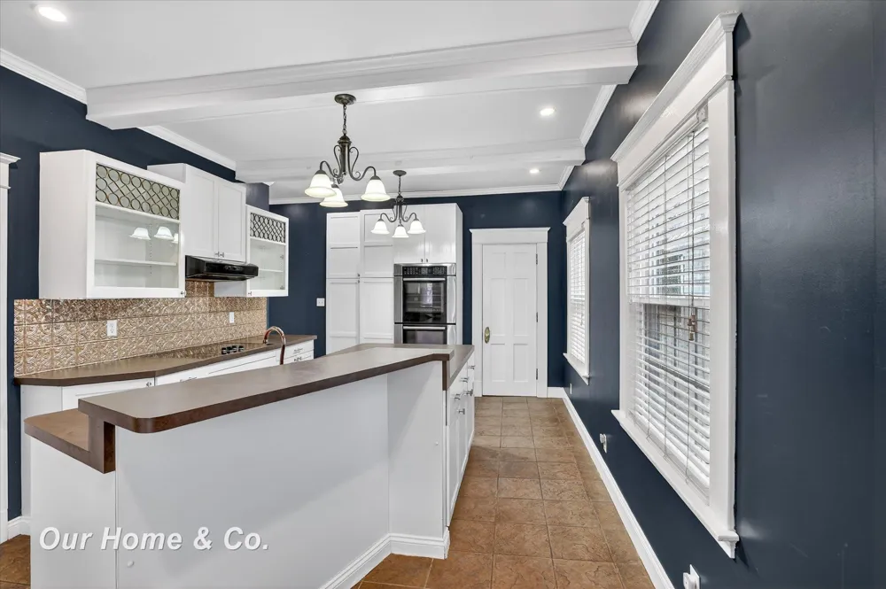 700 Van Buren Street Bay City City, MI 48708