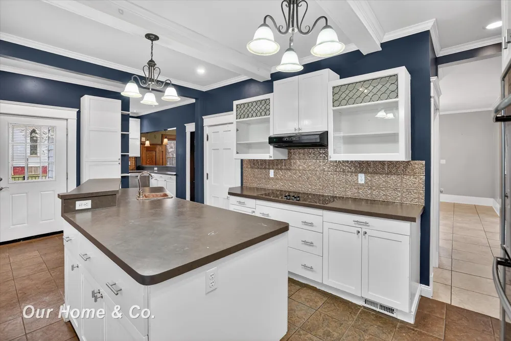 700 Van Buren Street Bay City City, MI 48708