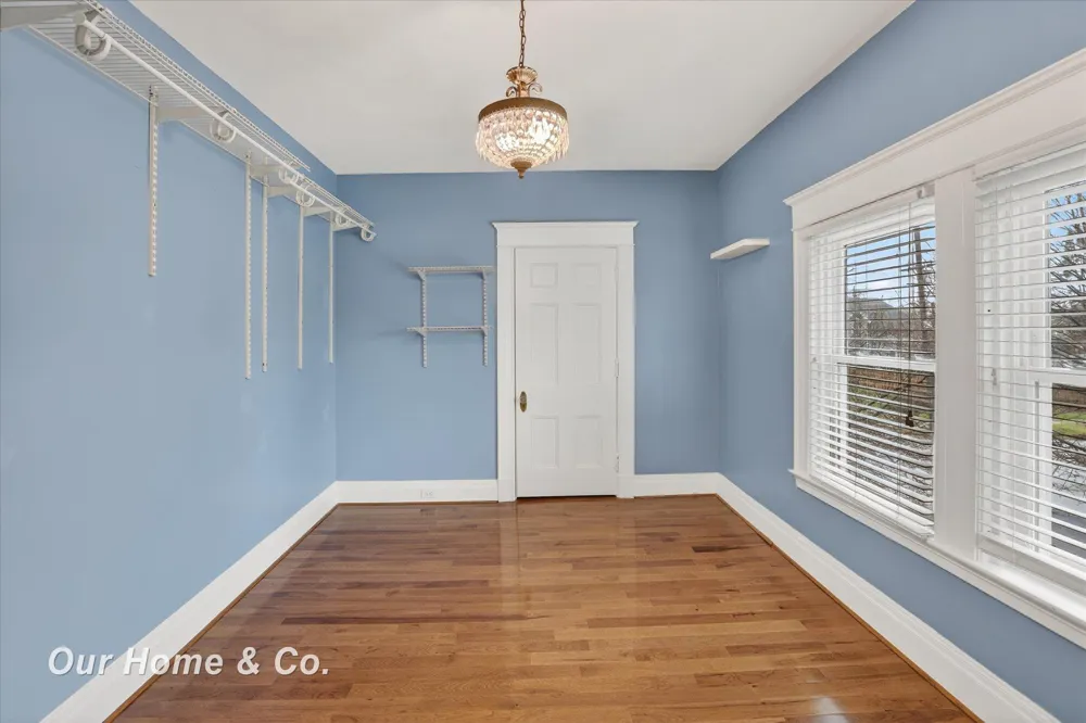 700 Van Buren Street Bay City City, MI 48708