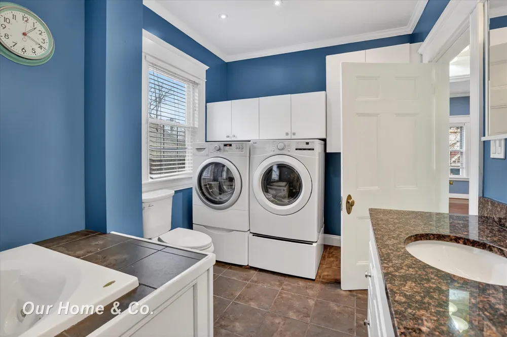 700 Van Buren Street Bay City City, MI 48708