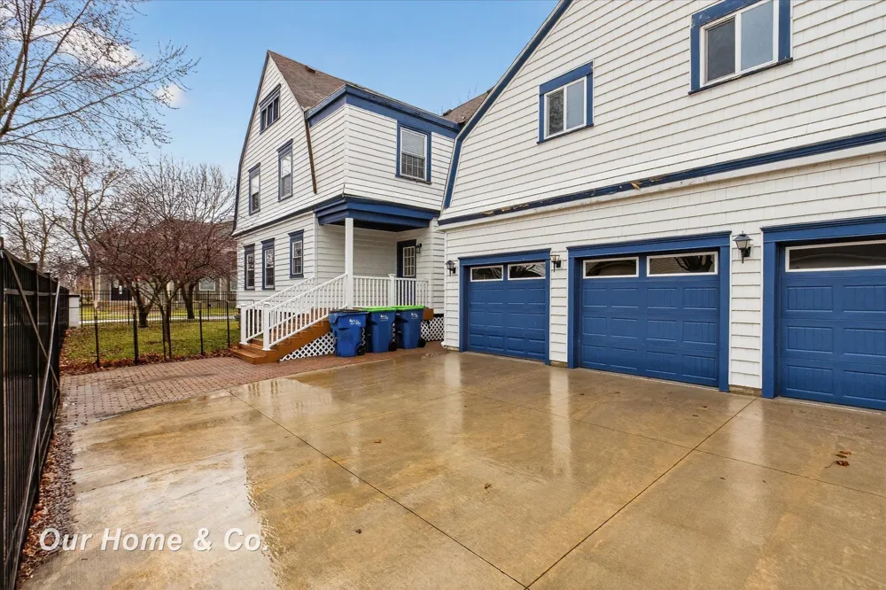 700 Van Buren Street Bay City City, MI 48708