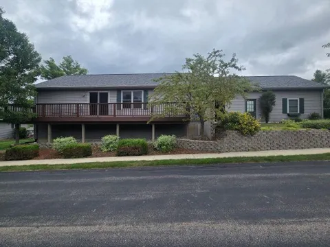 3801 Creekside Drive