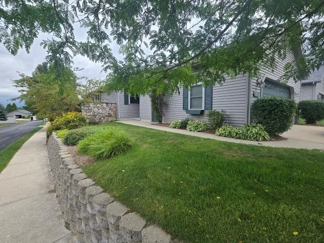 3801 Creekside Drive Garfield Charter Township, MI 49684