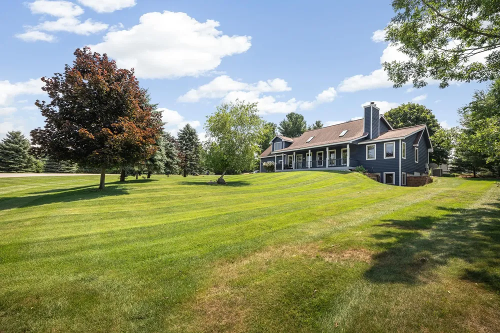 3850 Burlington Drive Acme Township, MI 49690