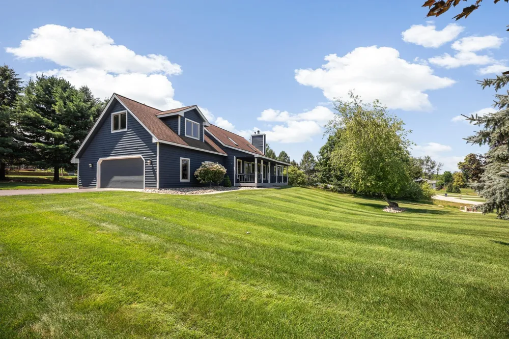 3850 Burlington Drive Acme Township, MI 49690