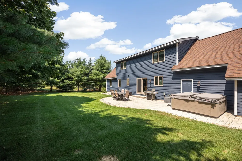 3850 Burlington Drive Acme Township, MI 49690