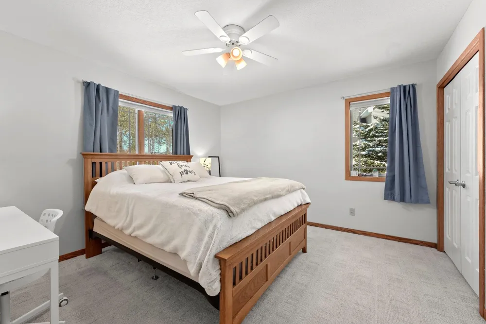 1546 Nightingale Lane Paradise Township, MI 49649