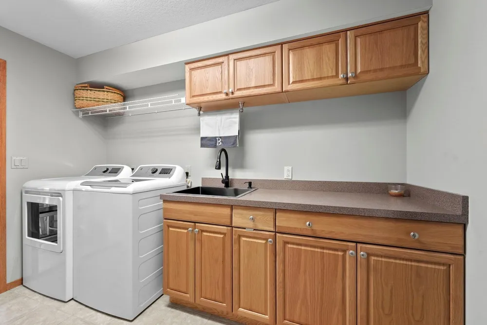 1546 Nightingale Lane Paradise Township, MI 49649