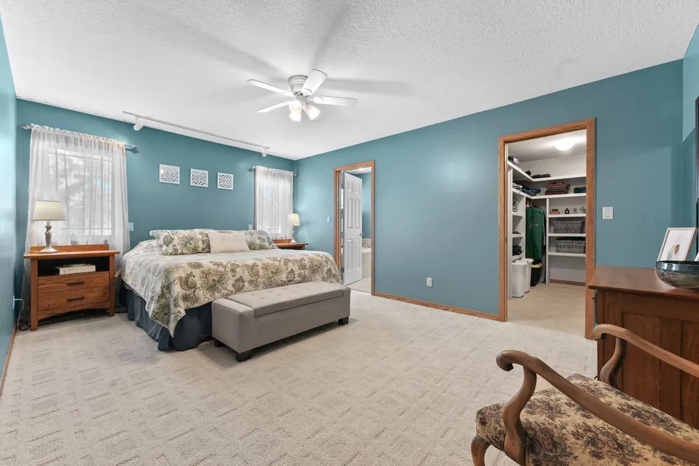 1546 Nightingale Lane Paradise Township, MI 49649