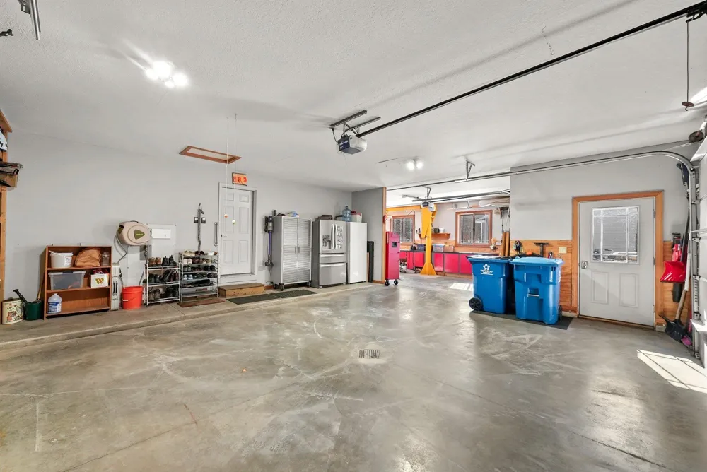 1546 Nightingale Lane Paradise Township, MI 49649
