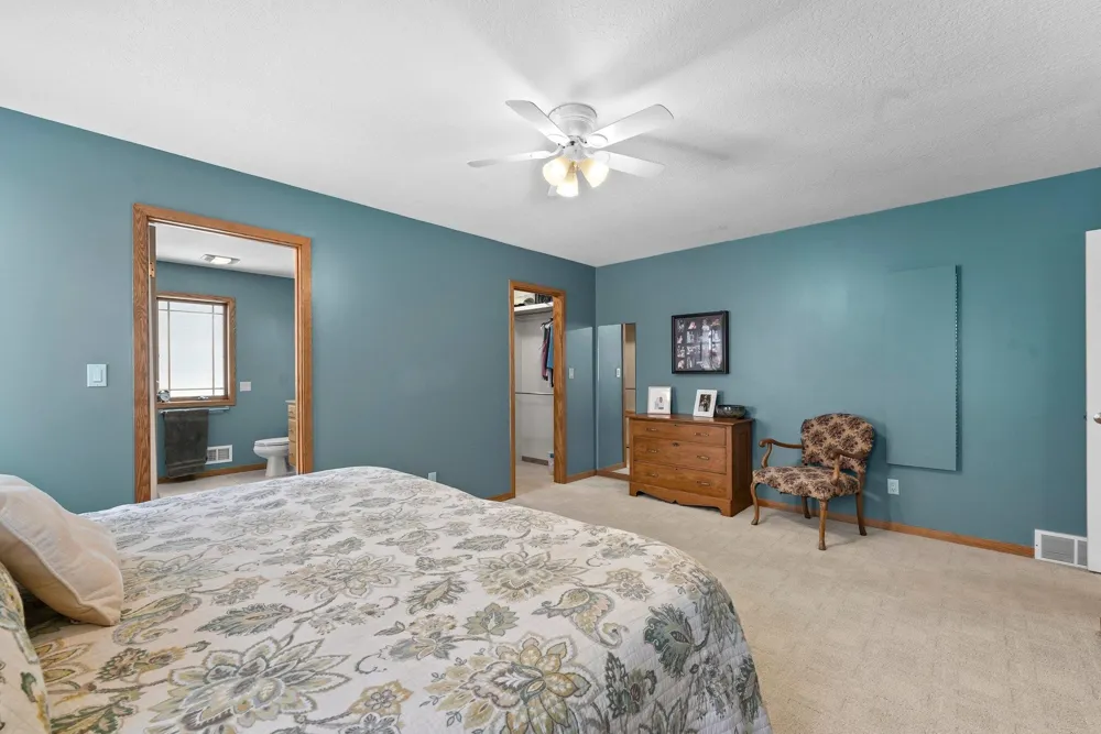 1546 Nightingale Lane Paradise Township, MI 49649