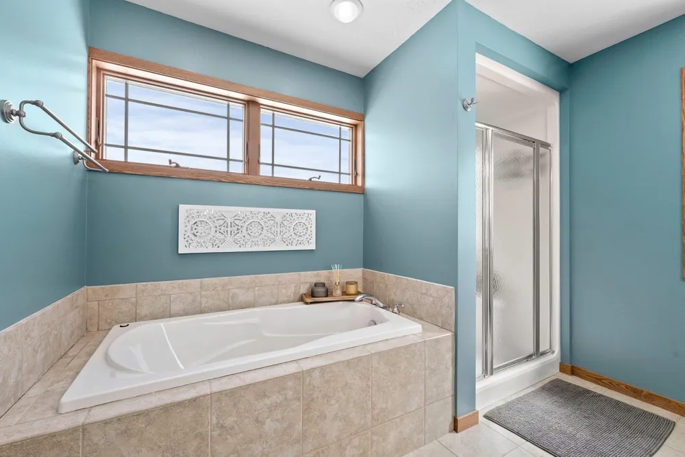 1546 Nightingale Lane Paradise Township, MI 49649
