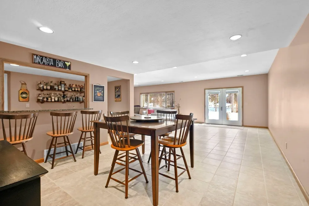 1546 Nightingale Lane Paradise Township, MI 49649