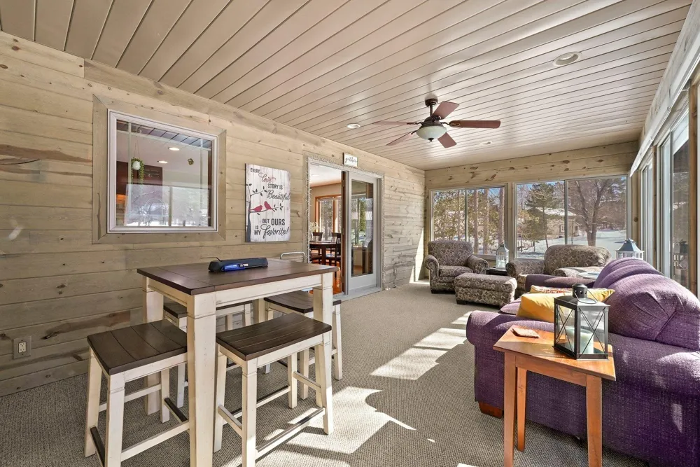 1546 Nightingale Lane Paradise Township, MI 49649