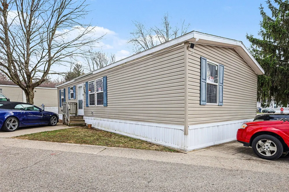 2762 Regina Street SW #338 Wyoming City, MI 49519