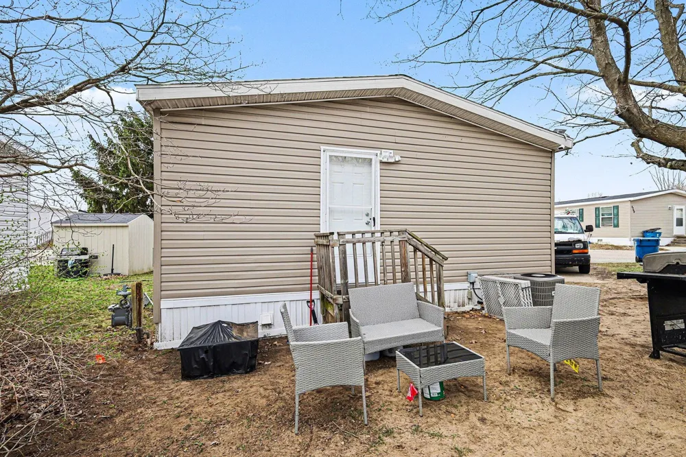 2762 Regina Street SW #338 Wyoming City, MI 49519