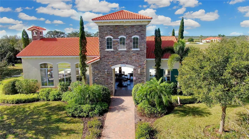 5247 LAKE VENICE DRIVE Wimauma, FL 33598