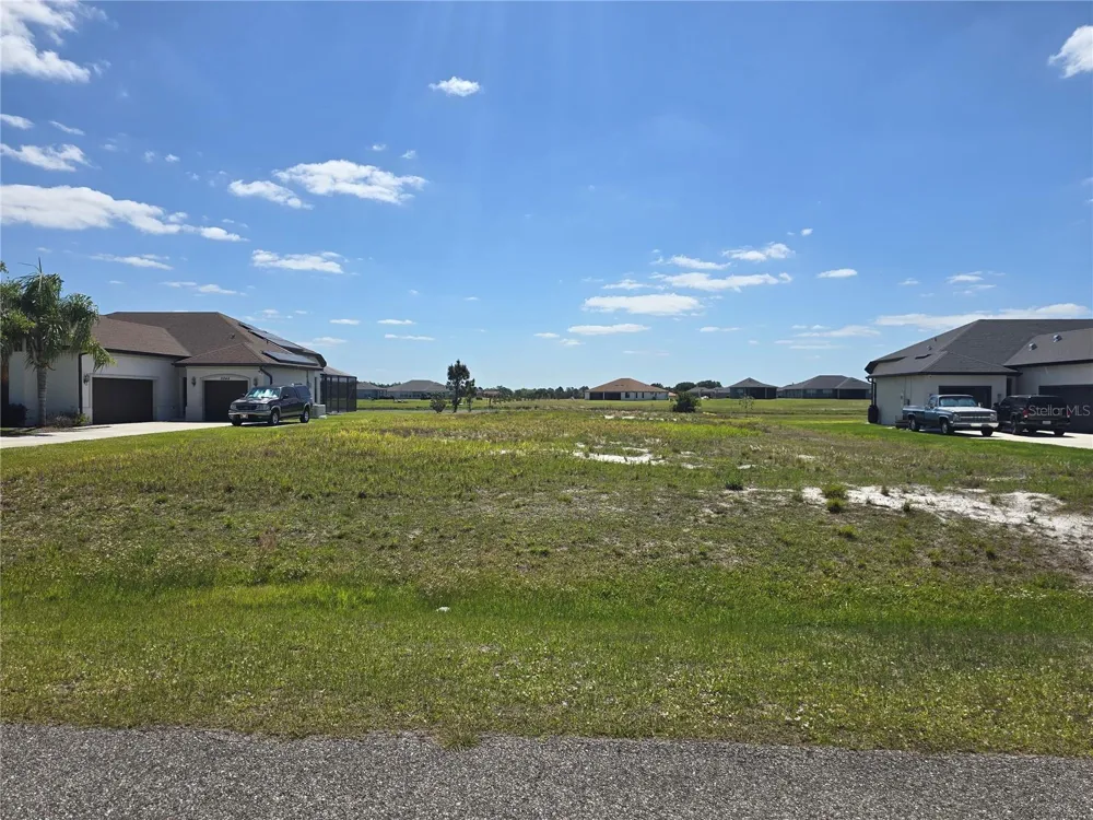 5247 LAKE VENICE DRIVE Wimauma, FL 33598