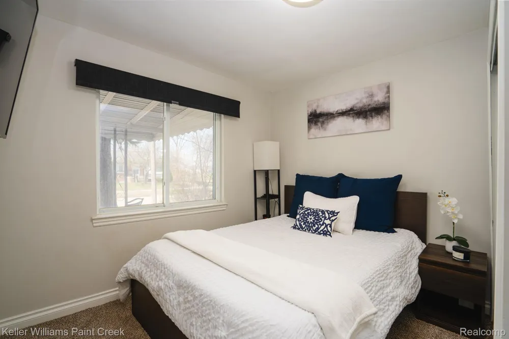 21414 Westview Avenue Royal Oak Charter Township, MI 48220