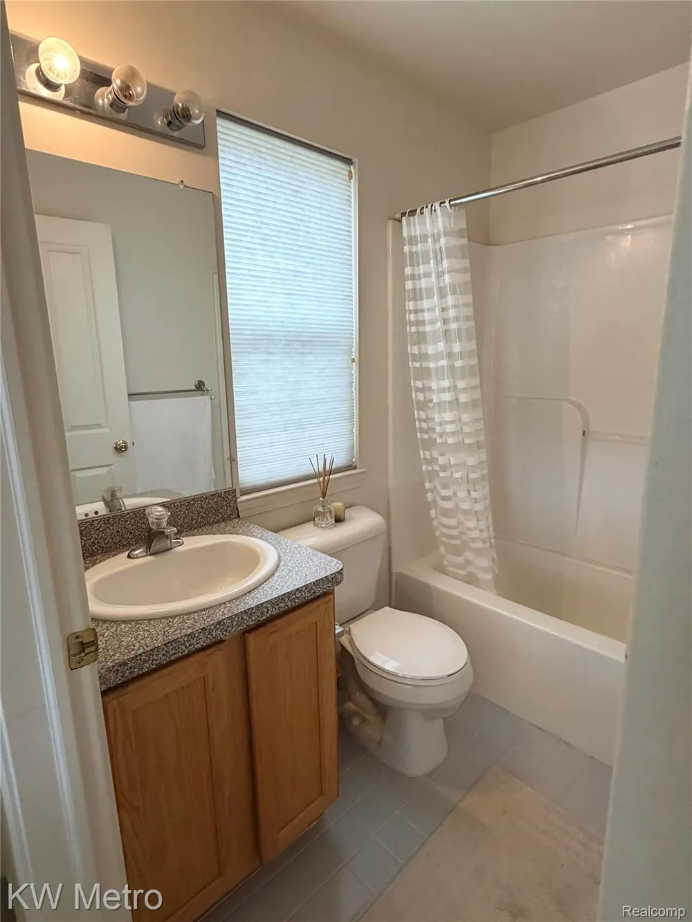 25409 Saint James Southfield City, MI 48075