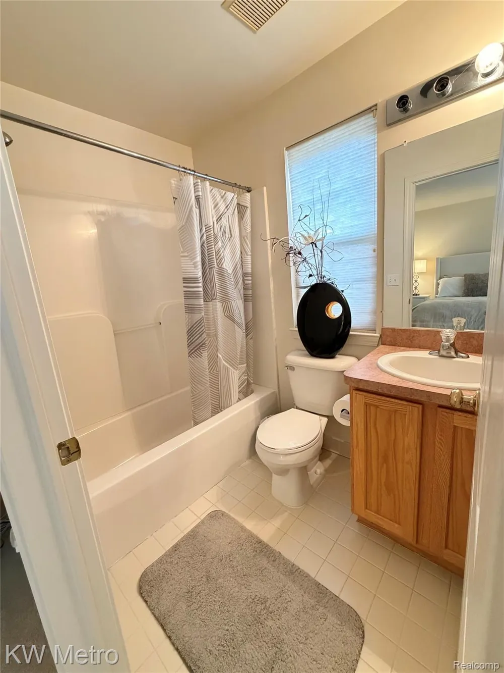 25409 Saint James Southfield City, MI 48075