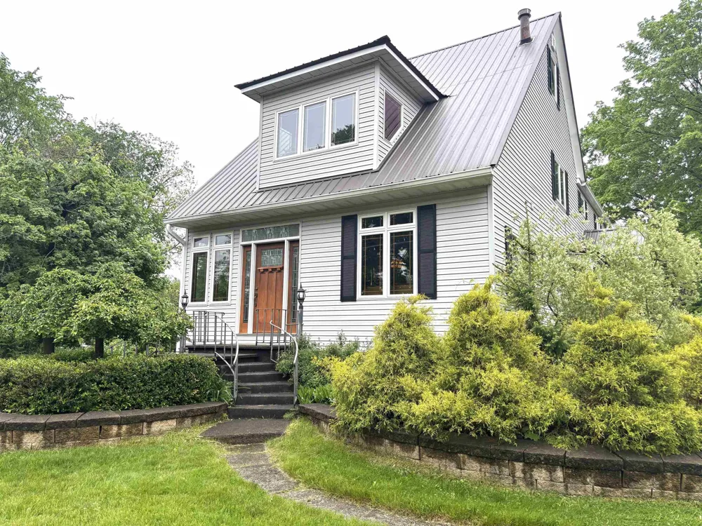 1318 E Broadway Mt Pleasant City, MI 48858