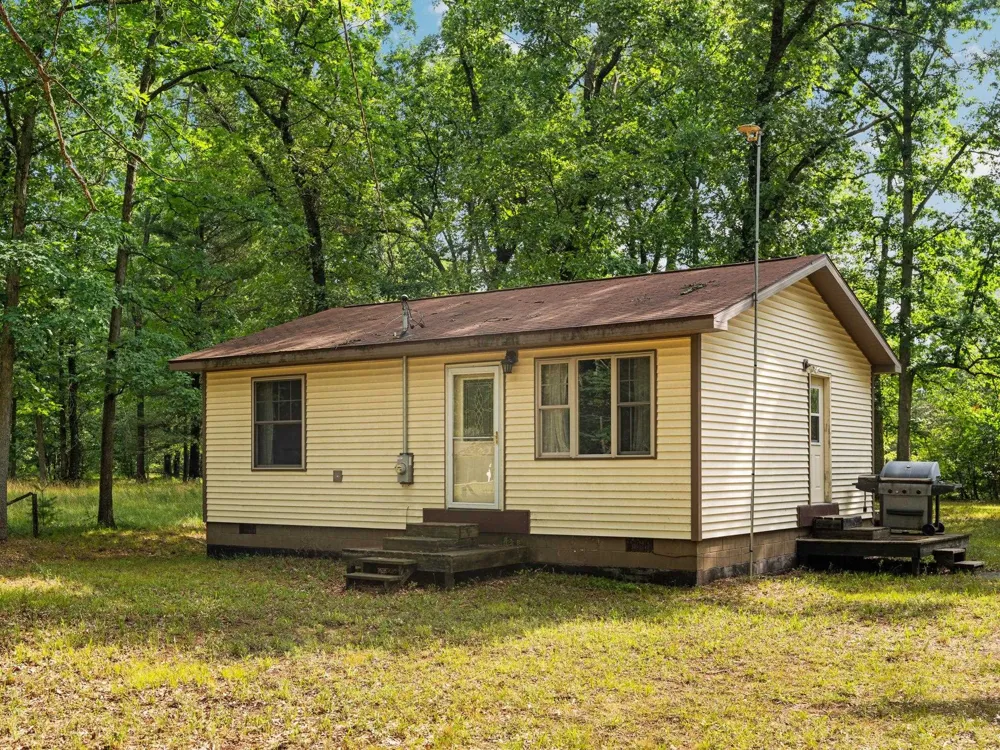 3815 Joseph Street Norman Township, MI 49689