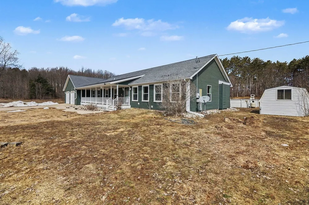 9190 Cedar Run Road Long Lake Township, MI 49684