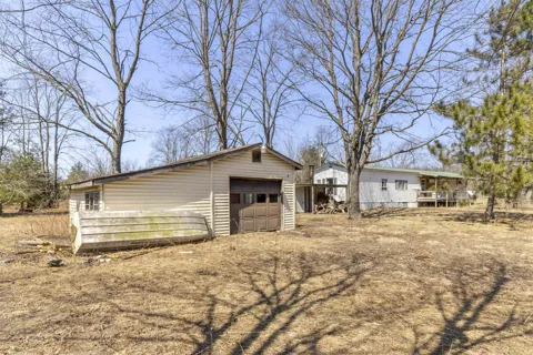 17403 Springdale