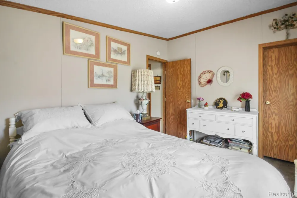 13617 Orchard View Street Ash Township, MI 48117