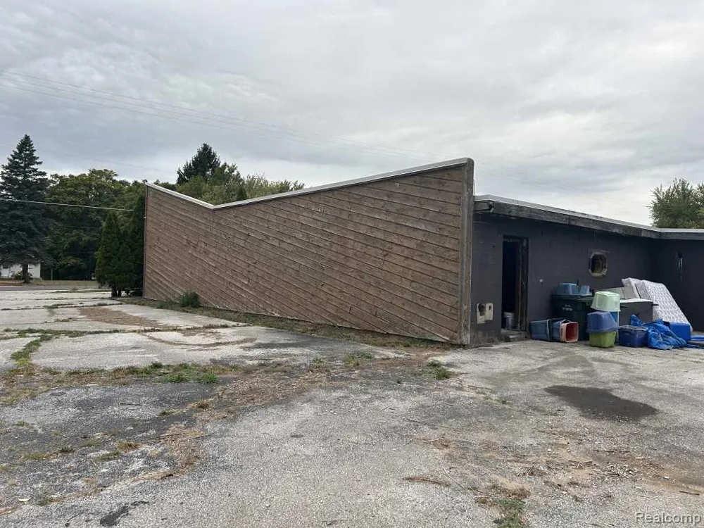 2598 S Oceana Drive Shelby Village, MI 49455