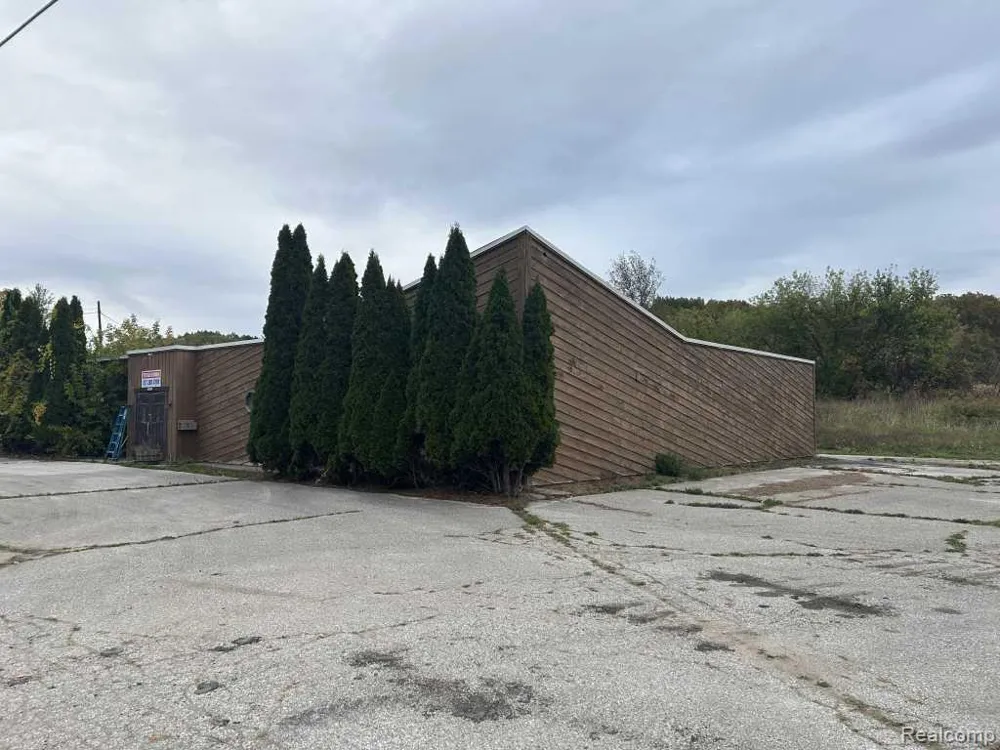 2598 S Oceana Drive Shelby Village, MI 49455