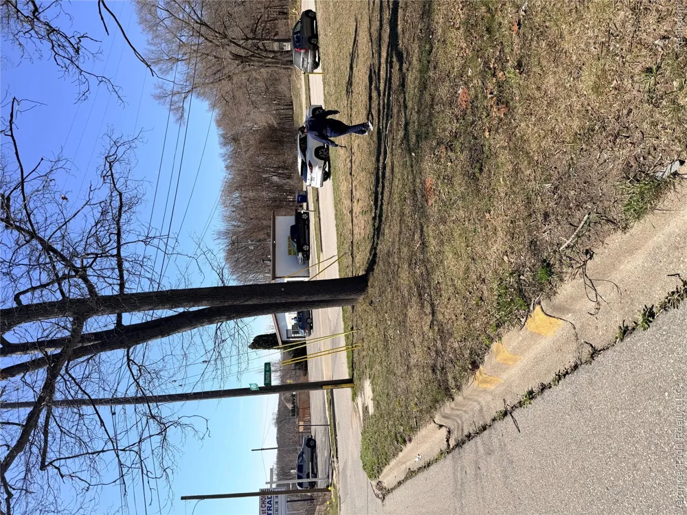 2445 S Getty Street Muskegon City, MI 49444