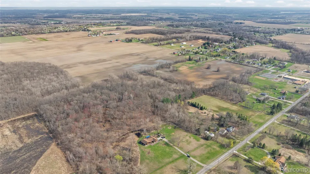 4 Carleton Rockwood Ash Township, MI 48117