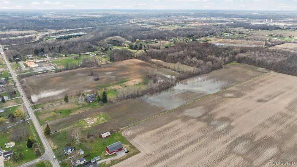 5 Carleton Rockwood Ash Township, MI 48117