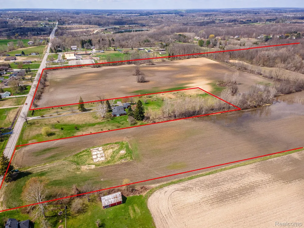5 Carleton Rockwood Ash Township, MI 48117