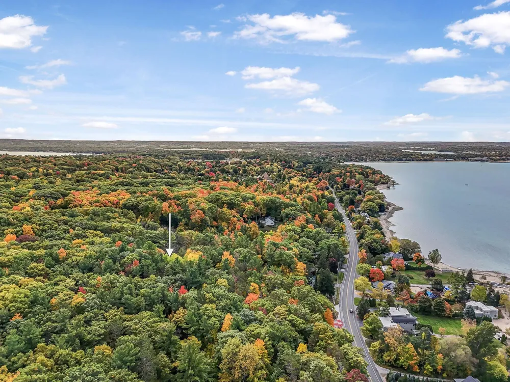 6644 Peninsula Drive Peninsula Township, MI 49686