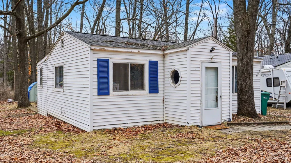 130 Burrill Drive Denton Township, MI 48651