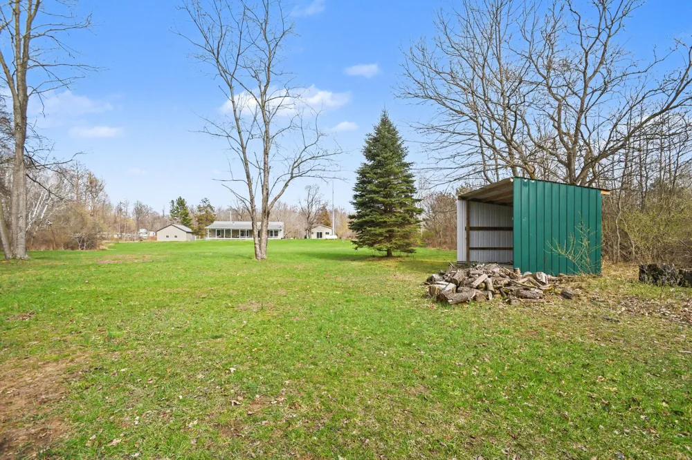 45284 Co Rd 703 Covert Township, MI 49038