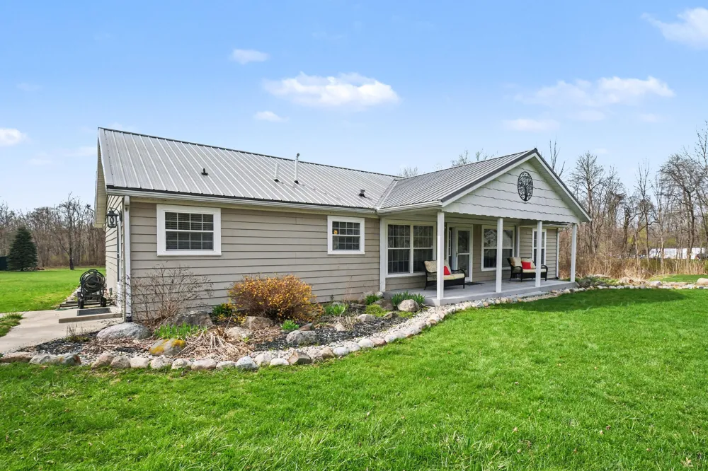 45284 Co Rd 703 Covert Township, MI 49038