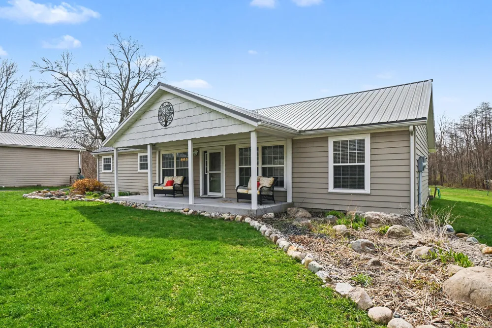 45284 Co Rd 703 Covert Township, MI 49038