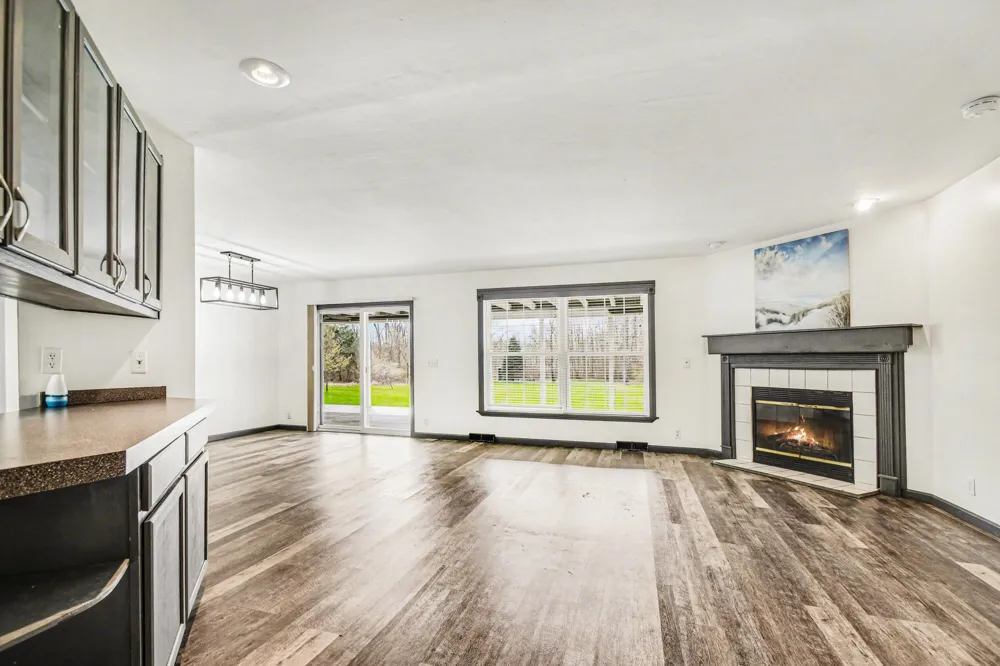 45284 Co Rd 703 Covert Township, MI 49038