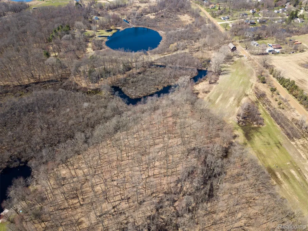 825 W Rose Center Road Holly Township, MI 48442